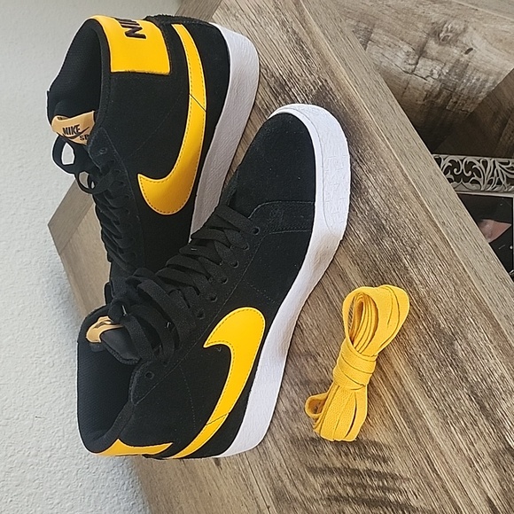 Nike SB ZOOM BLAZER MID 5Y-6.5W - Picture 1 of 6